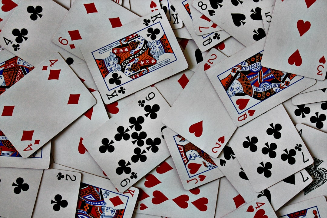 How Online Gaming Design Shapes the User Experience